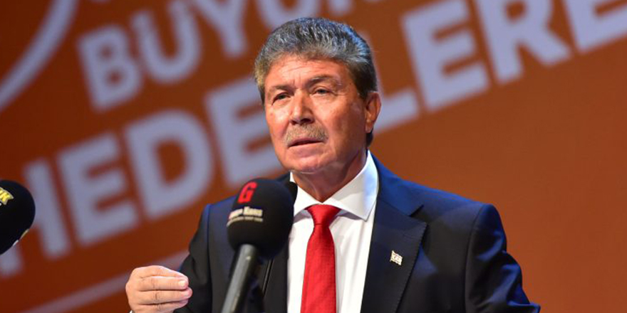 "KKTC, Türkiye'deki deprem bölgesine 30 kişilik arama kurtarma ekibi gönderiyor"