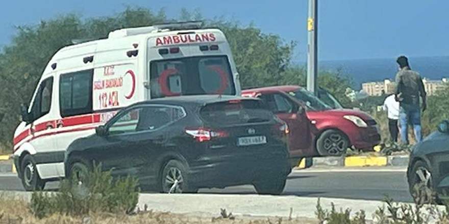 Refüje çıktı, aydınlatma direğine çarptı