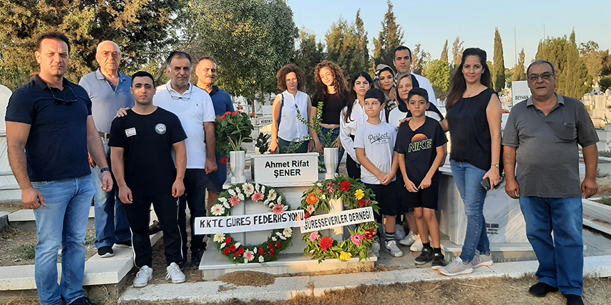 Rifat Şener vefatının 20.yıldönümünde anıldı