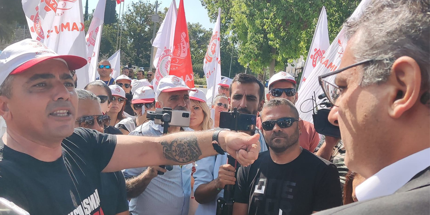 Hademeler Meclis önünde eylem yaptı