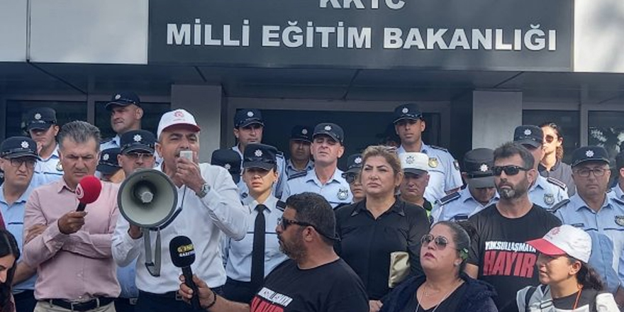 KAMU-İŞ sendikası altında örgütlenen hademeler, Eğitim Bakanlığı'na yürüdü
