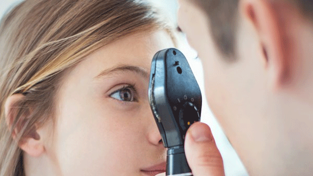 Diyabetik retinopati belirti vermeden gelişiyor