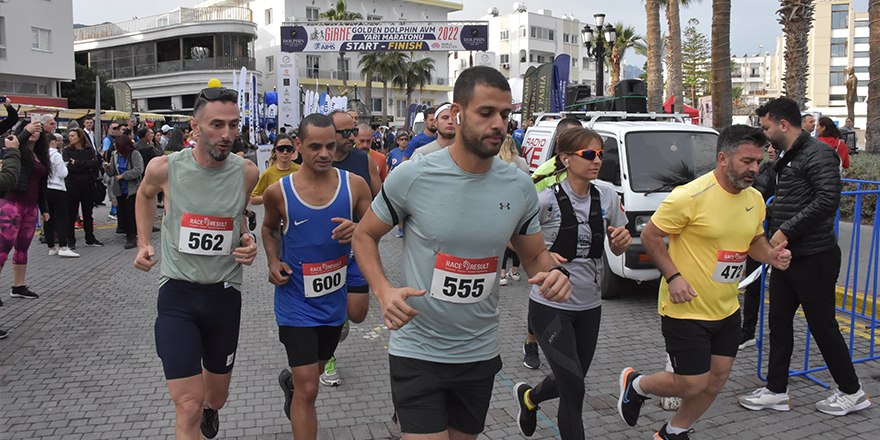 “Girne Yarı Maratonu” yapıldı