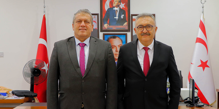 Özcenk'ten Başkan İsmail Arter’e nezaket ziyareti