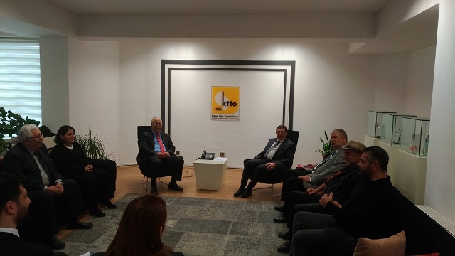 Seçime doğru...Değişim ve Kurtuluş İttifakı ticaret odasını ziyaret etti