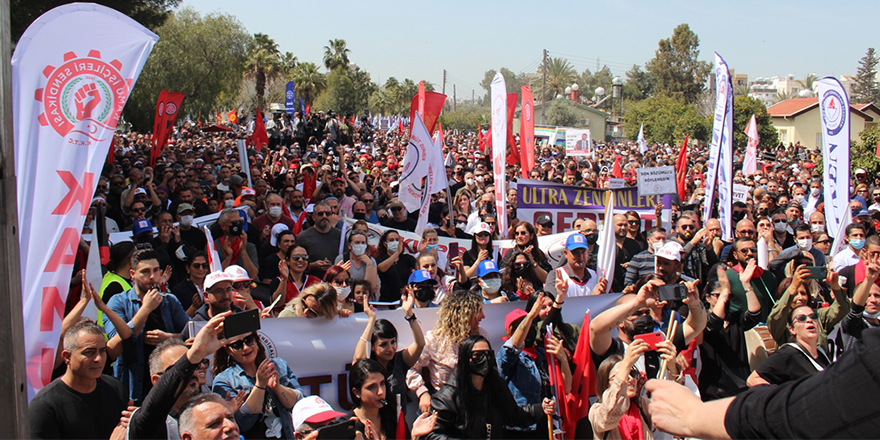 30 örgüt, “bıçak artık kemiktedir” diyerek, sokağa inme kararı aldı