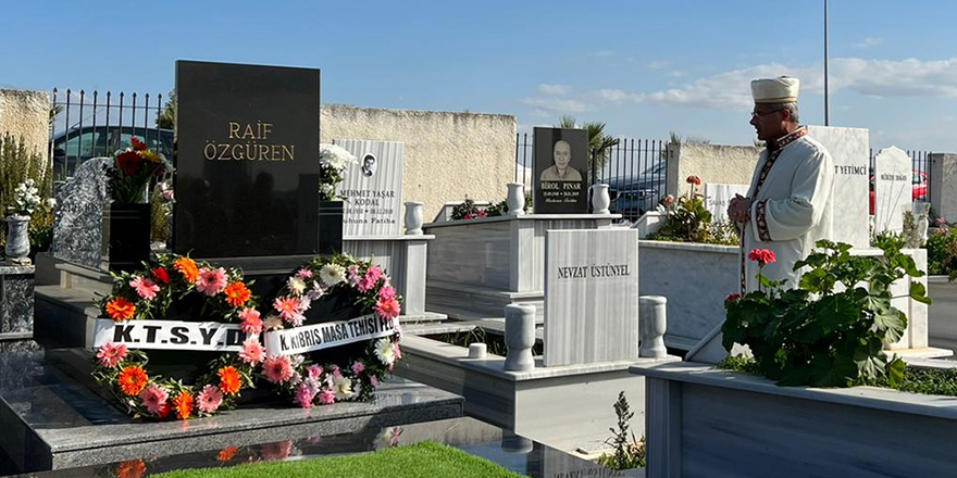 Raif Özgüren kabri başında anıldı
