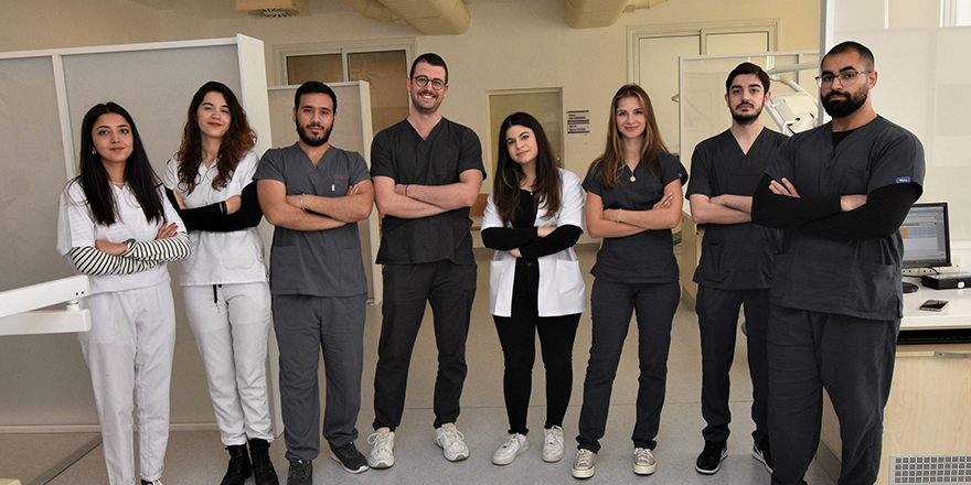 Kuzey Kıbrıs Diş Hekimliği Öğrencileri Birliği’nde yeni yönetim göreve hız kesmeden başladı