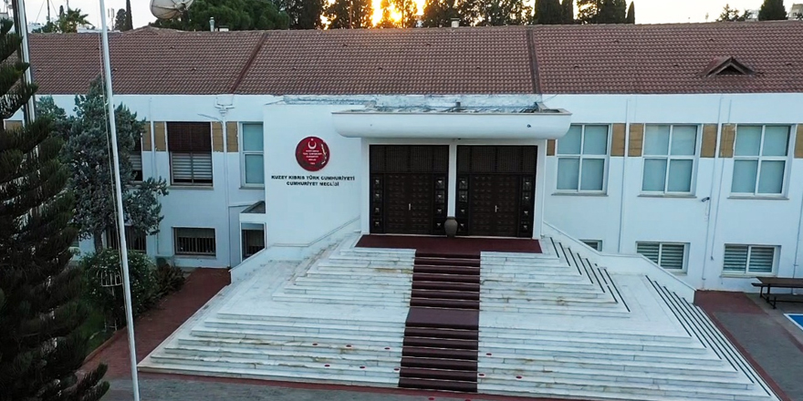 Yeni yasama yılı pazartesi günü başlıyor