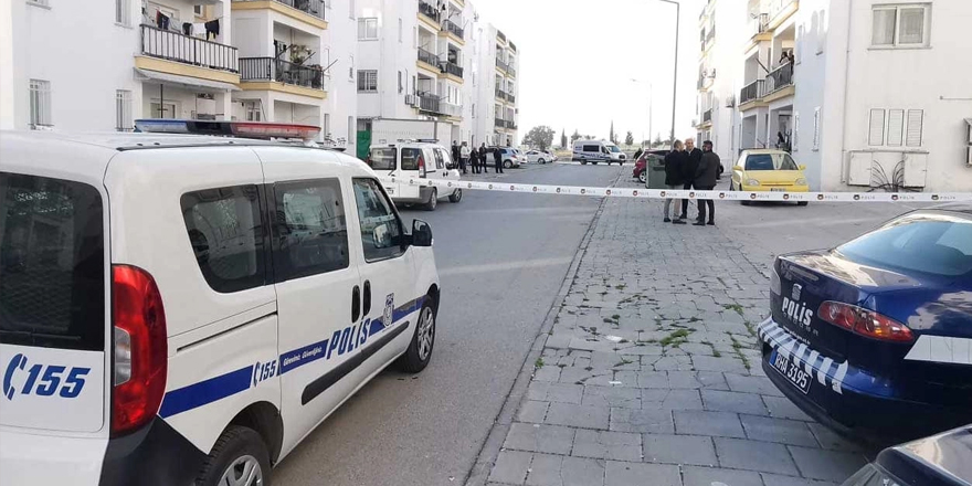 Tartışmada baltalar çekildi, bir kişi 11 metrelik balkondan aşağıya atladı