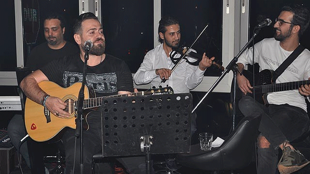 Hep bir ağızdan “Anlatamıyorum”