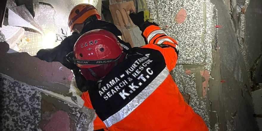 "TC vatandaşı 14 cansız bedenine ulaşıldı, 6 kişi göçük altından çıkarıldı"