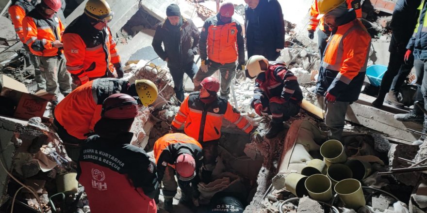 Altuğra: Sağlık Bakanlığı bünyesinde psikolojik destek için ekip kuruldu