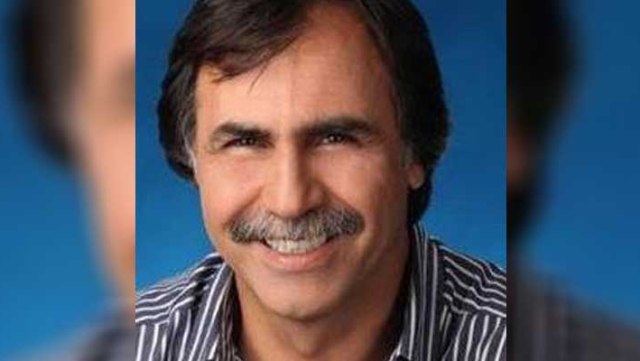 Öğrencileri ve arkadaşları veda etti