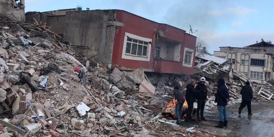 "Depremlerde can kaybı 44 bin 374’e yükseldi"