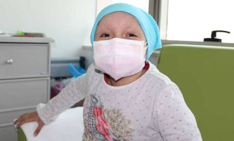 73 çocuk kanserle savaşıyor