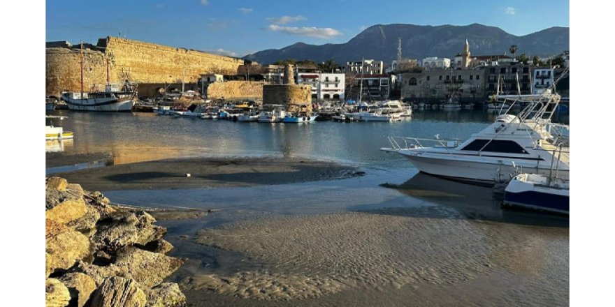 "Deniz seviyelerindeki çekilme normal bir durum, depremle bağlantısı yok"