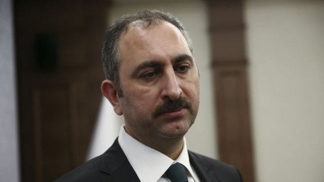 Adalet Bakanı Abdülhamit Gül'den 'tek tip kıyafet' açıklaması