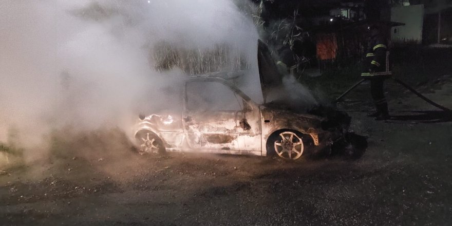 Değirmenlik'te araç kundaklandı