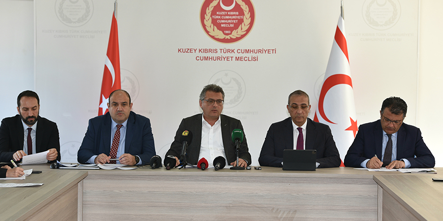 CTP, depremle ilgili ad-hoc komiteden çekildi