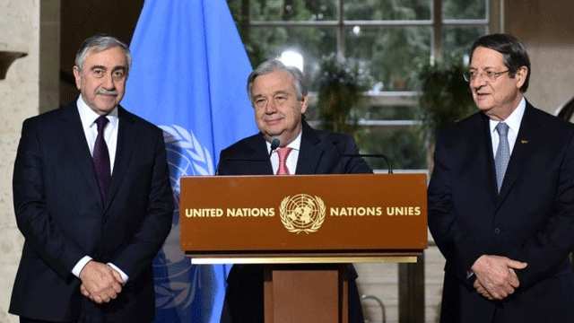 Kıbrıs'ta yarım asırdır süren çözüm müzakereleri 2017'de sonuçsuz kaldı