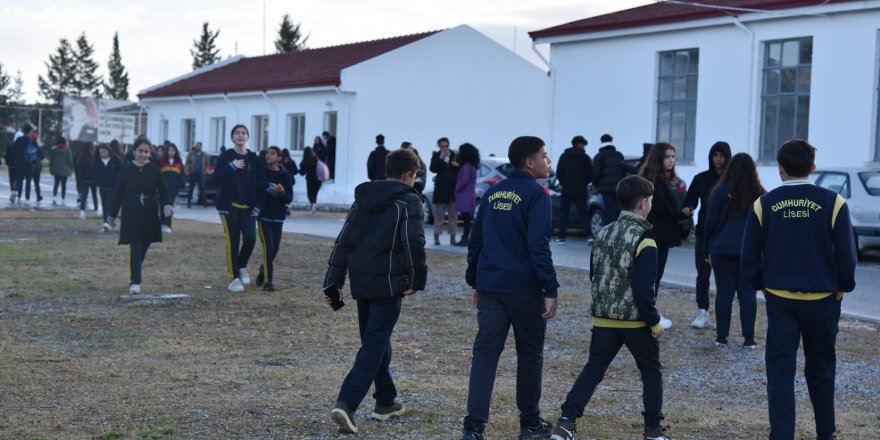Geçitkale Cumhuriyet Lisesi, Yeniceköy Polis Okulu binasında eğitime yeniden başladı