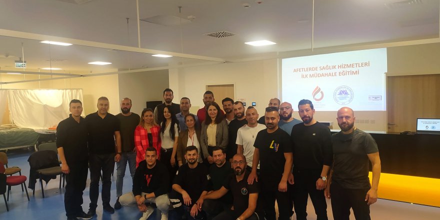 "Hastanelerin ve sağlık merkezlerinin depreme dayanıklılık test sonuçları açıklansın"