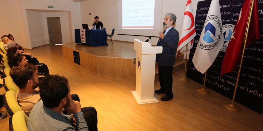 LAÜ’de “Atatürk ve Çocuk” konulu konferans düzenlendi