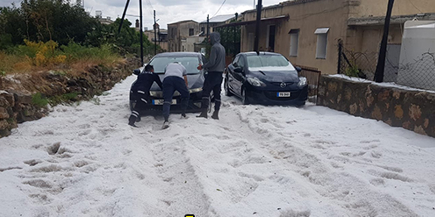 Esentepe beyaza büründü