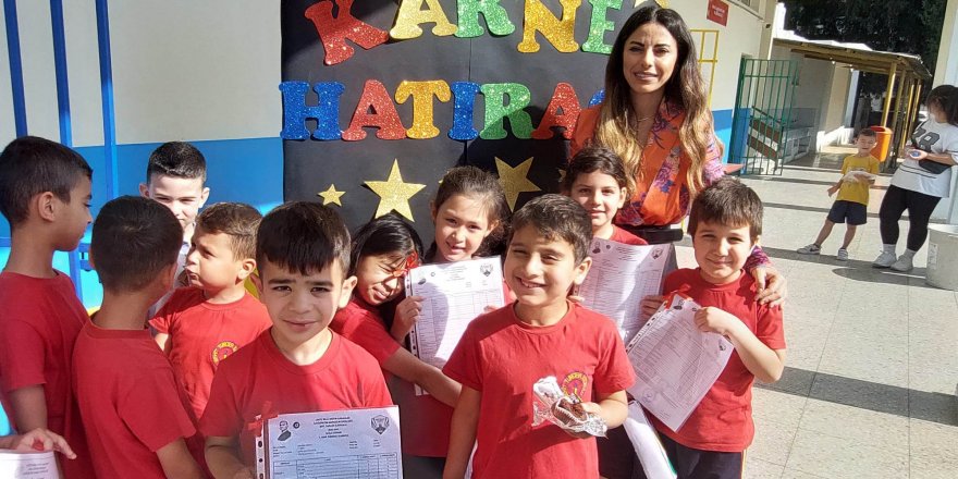 İlkokullarda karneler dağıtıldı, yaz tatili başladı