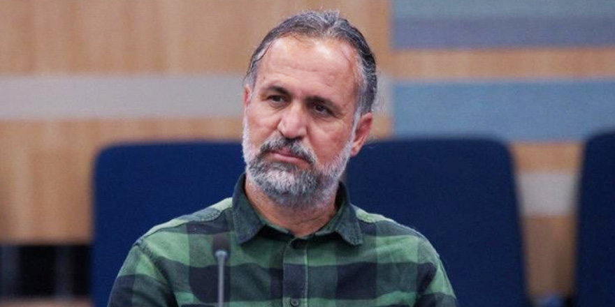 "Eğitim Bakanı Nazım Çavuşoğlu istifa etmeli ve Eğitim Bakanlığı'nın teşkilat yasası yeniden düzenlenmeli.”