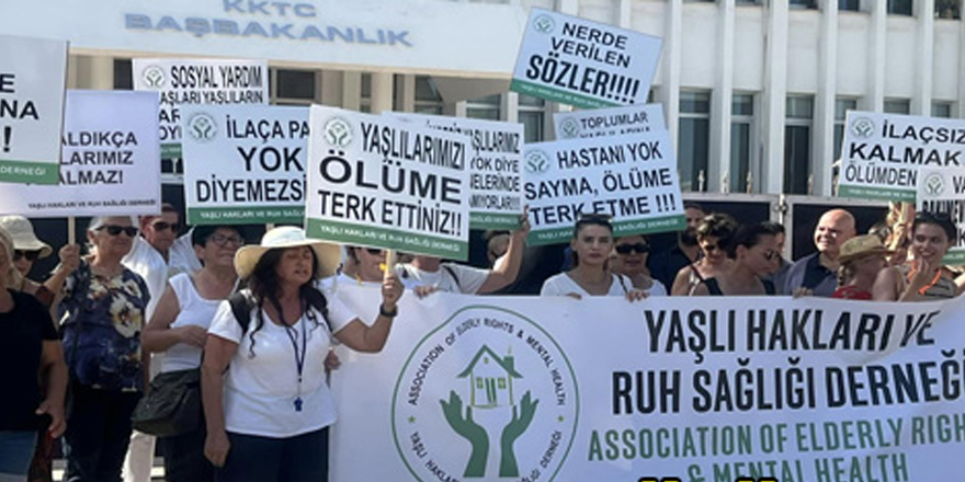 Yaşlı Hakları ve Ruh Sağlığı Derneği 'yaşlılarımızın sesi olmak için' eylem yaptı