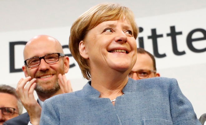 Seçimin galibi Merkel