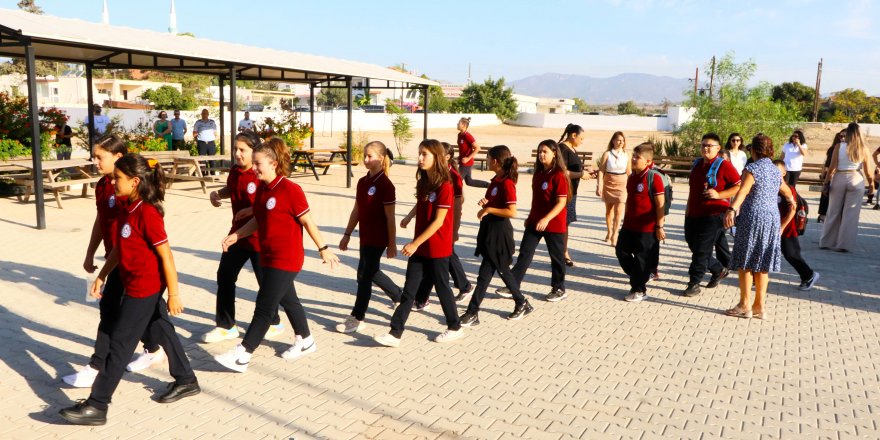 Ortaöğretimde ilk ders zili çaldı