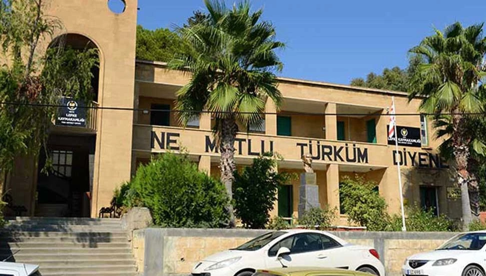 Lefke Kaymakamlığı’nda bir saatlik uyarı grevi!