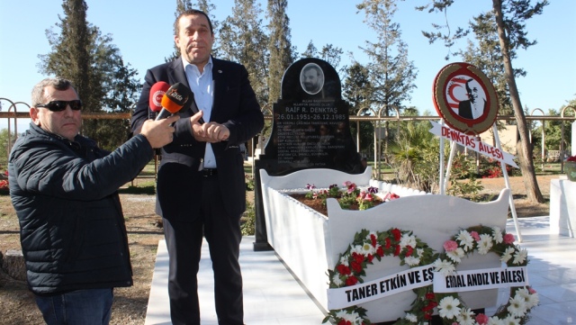 Milletvekili, Öğretim Üyesi, Müzisyen Raif Denktaş, 32’nci Ölüm Yıldönümünde kabri başında anıldı