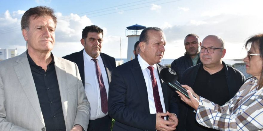 Devlet dairelerini hedef aldı, ardından da Ataoğlu’na övgü dolu sözler söyledi