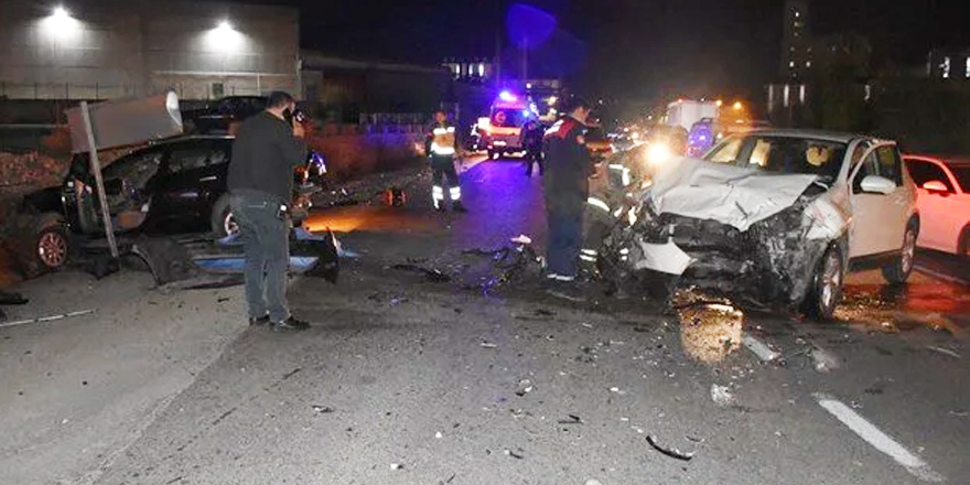 387 mlgr alkollü sürücü kaza yaptı