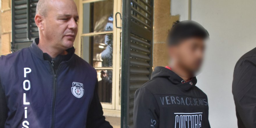 Bir yıldır ülkede kaçak olan zanlı gece kulübünde yakalandı