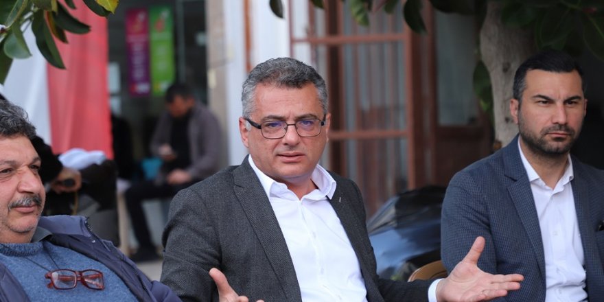 “Ekmeğin fiyatını bile belirleyemediler”