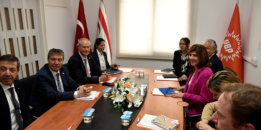 Holgiun UBP'yi ziyaret etti