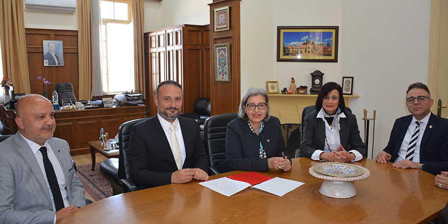 Yüksek Seçim Kurulu ve YDÜ arasındaki iş birliği protokolü yenilendi