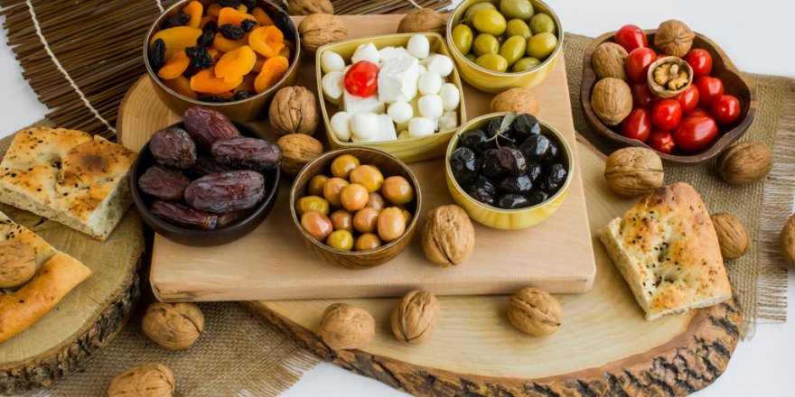 Oymen: Ramazan ayında da sağlıklı ve güvenilir gıda maddeleri tüketilmeli