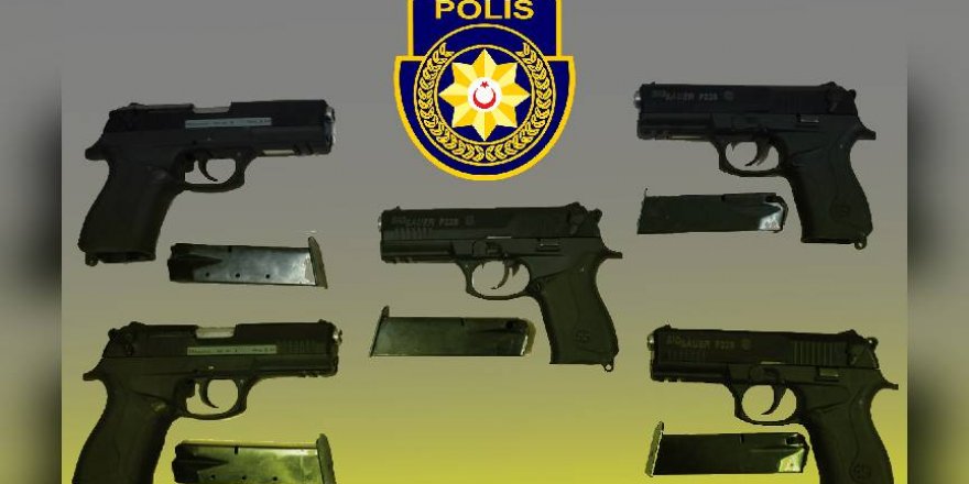 Aracında 5 adet tabanca ve şarjör bulundu!