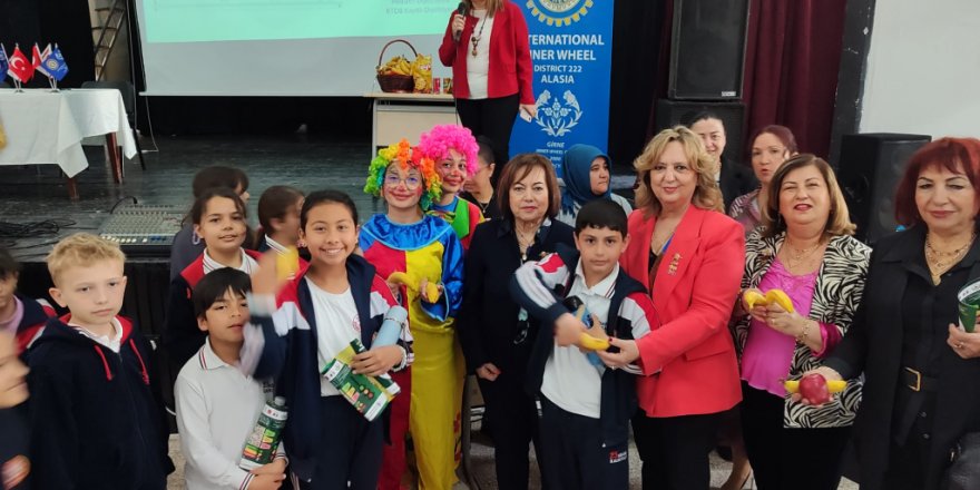 180 öğrenciye obezite eğitimi