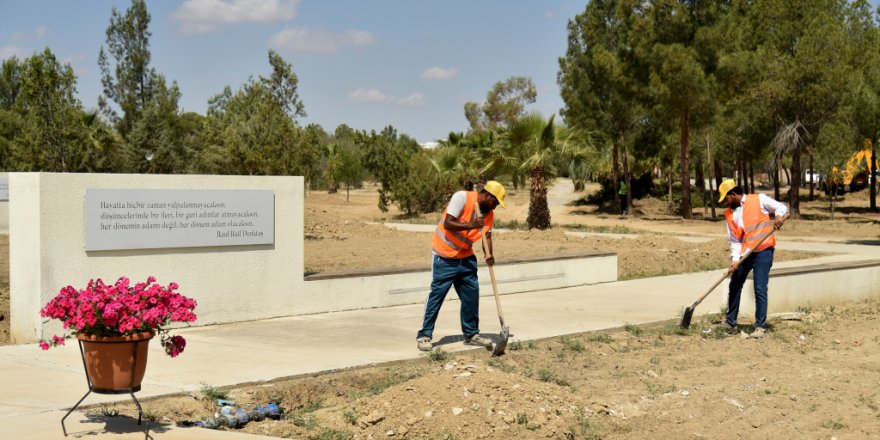 Rauf Raif Denktaş Anıt Mezarı ve çevresi yenileniyor