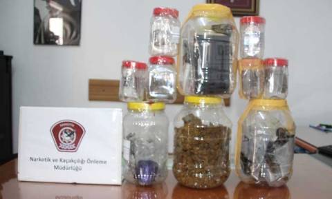 Zehri pazara çıkarmadan yakalandı