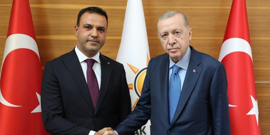 AK Parti’nin yeni KKTC Temsilcisi Emre Kaya oldu