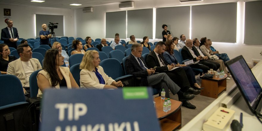 Sağlık hukuku Tabipler Birliği’nde düzenlenen sempozyumda ele alınıyor