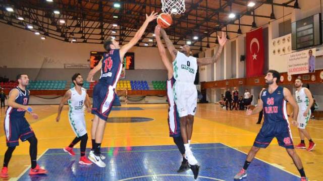 Mapfree son nefeste: 86-82